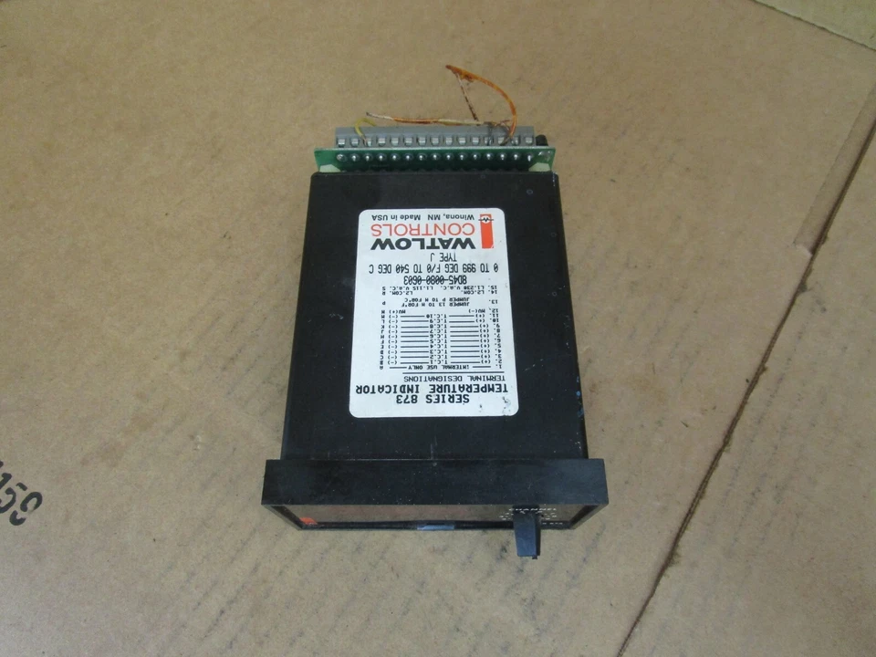 Watlow Temperature Indicator 8D45-0080-0603 8D4500800603 0º-999ºF Type J Used - Image 2 of 4