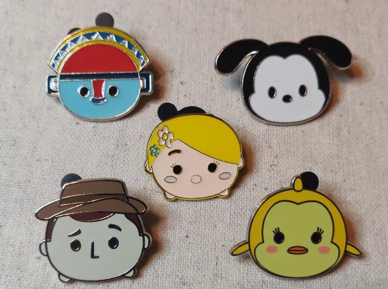 Set Of 5 Disney Pins,  Adventureland Tsum Tsum set
