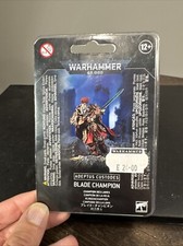 Games Workshop Warhammer 40k - Blade Champion Adeptus Custodes, Miniatura De Plástico Para Montar Y Pintar