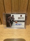 2012-13 Panini Momentum - Momentous Rookies Autographs Kawhi Leonard #1 (AU, RC)