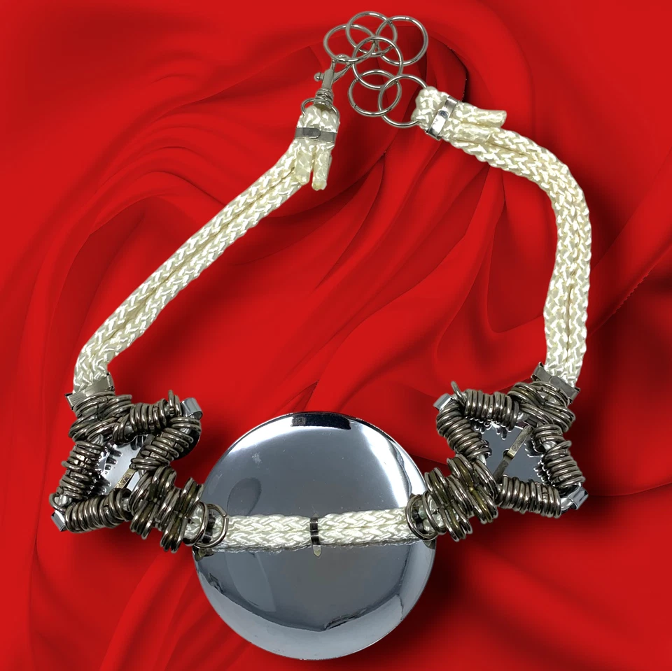 Cinto de corda branco vintage dos anos 1980 ferragens prata boêmio Avant Garde 23"-26" - Imagem 3 de 3