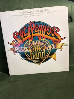 ''Sgt. Peppers Lonely Hearts Club Band'' Peter Frampton & The Bee Gees Double LP 