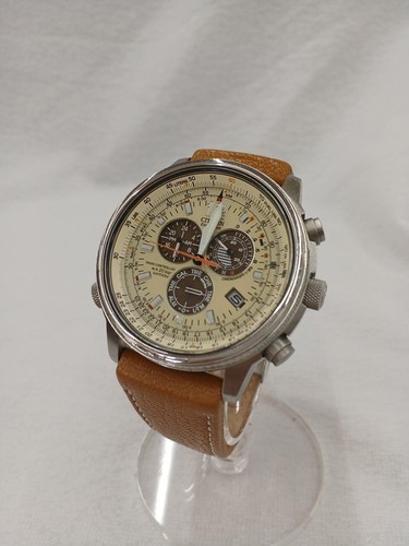 CITIZEN PROMASTER E670-S035899 Quartz Men's Watch Beige Dial Analog From Japan - Picture 1 of 15