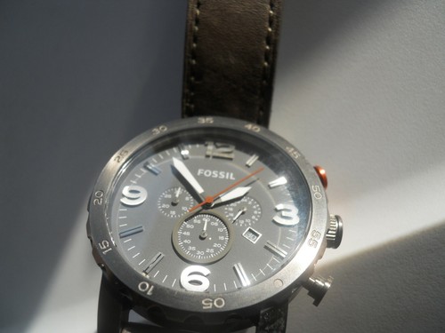 chronograph leather band.Analog,quartz 