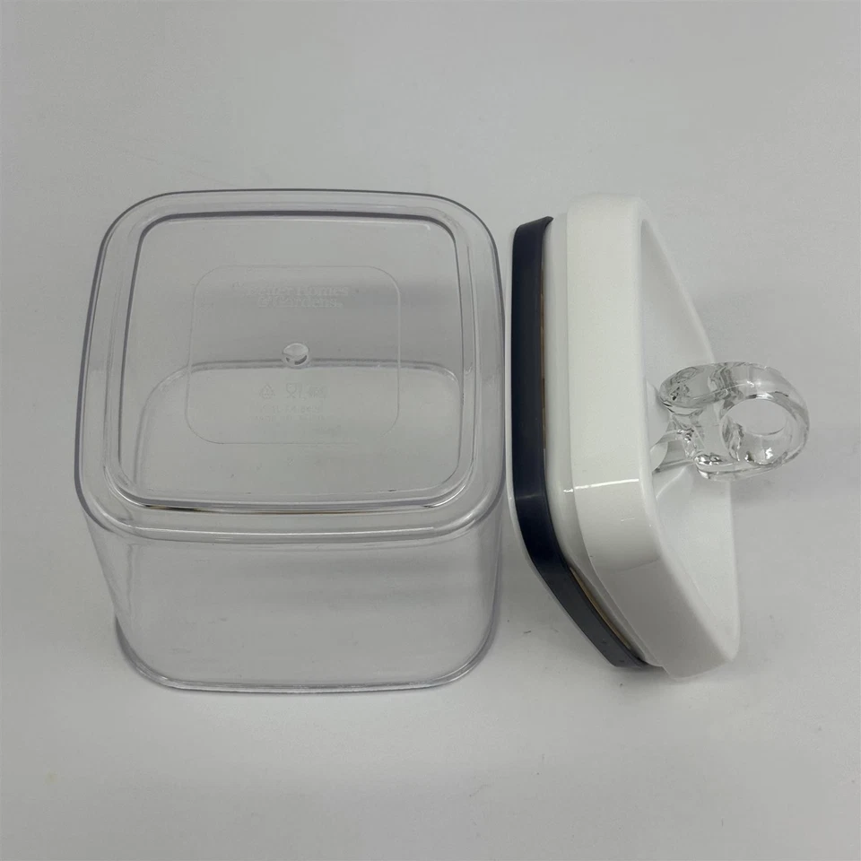 Contenedor cuadrado de almacenamiento de alimentos Better Homes & Gardens de 4,5 tazas Flip-Tite Foto 4 de 4