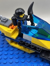 Atlantis / Town Diver Minifigures 8078 7977 2536 and Vintage 6437 Beach Buggy