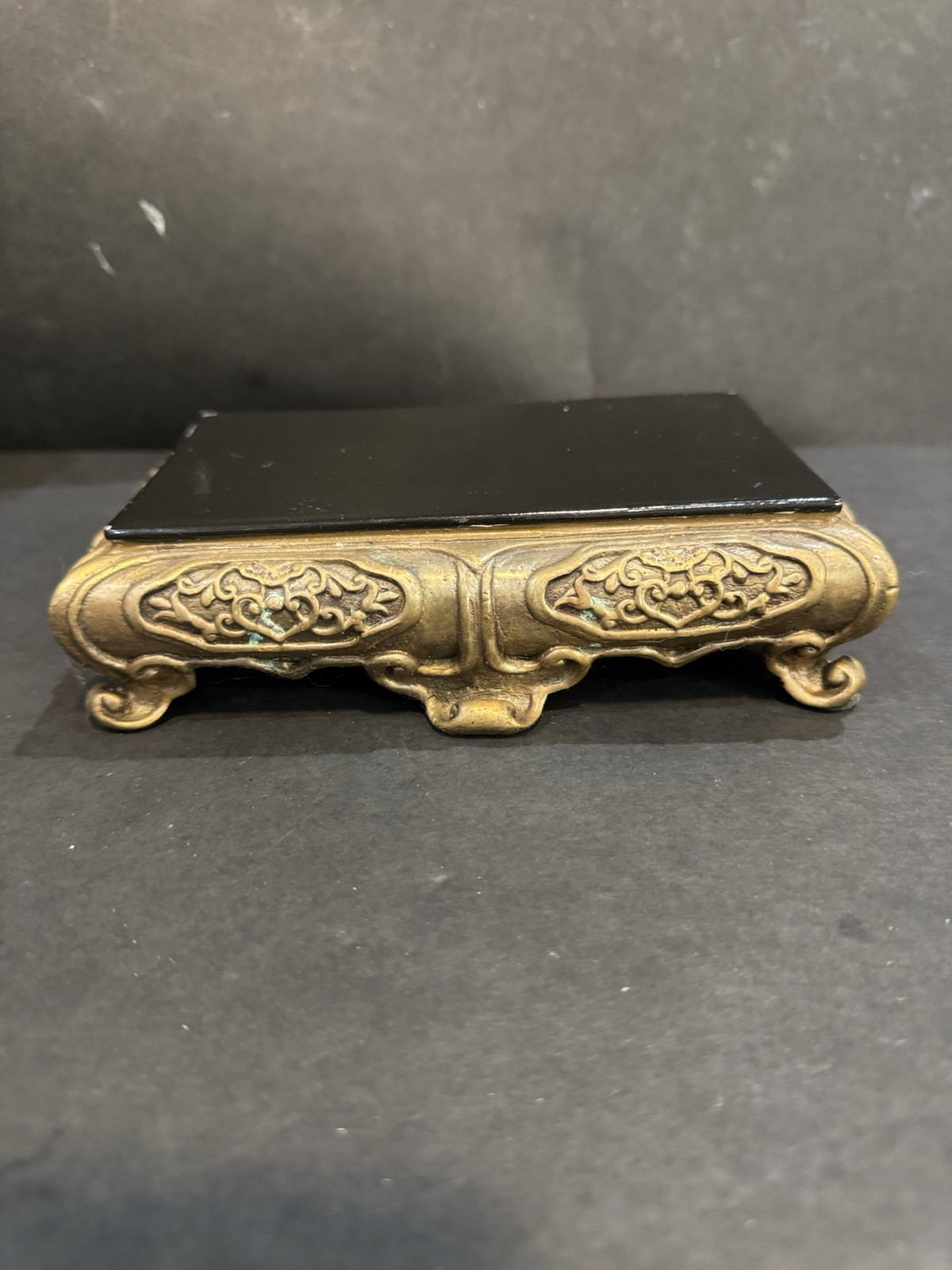 Elegant Small Footed Display Stand for Decor