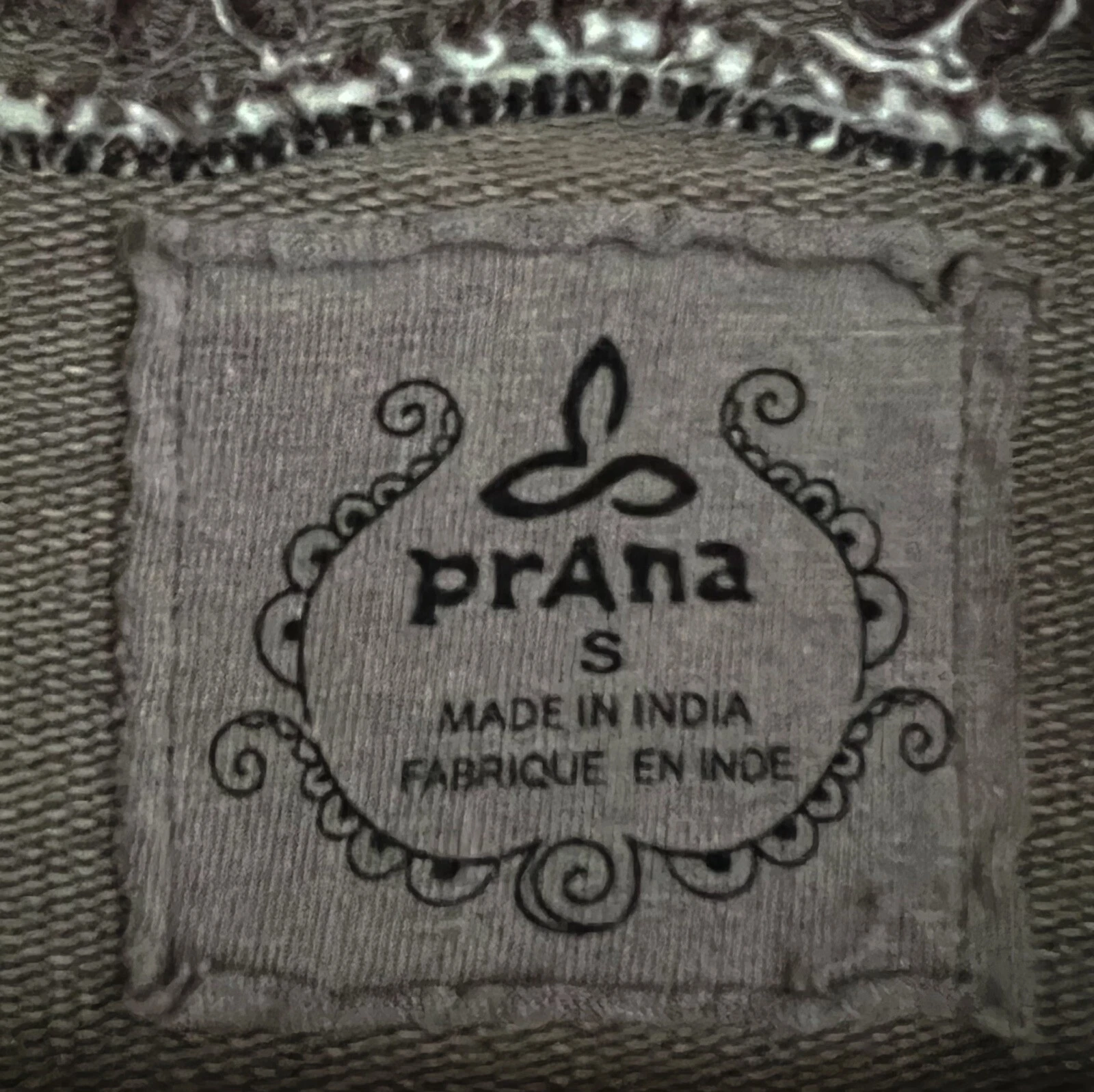 prana embroidered floral 1/4 button hoodie