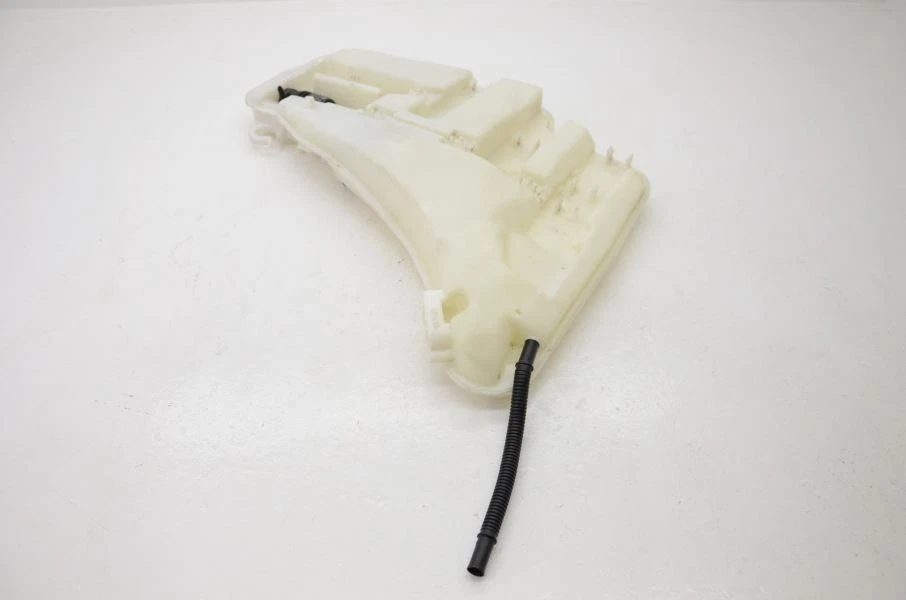 2012-2019 BMW 640I Gran Coupe Windshield Washer Bottle 7269663  - Image 3 of 4