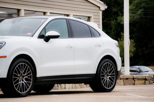 2020 Porsche Cayenne AWD Coupe - Picture 20 of 40
