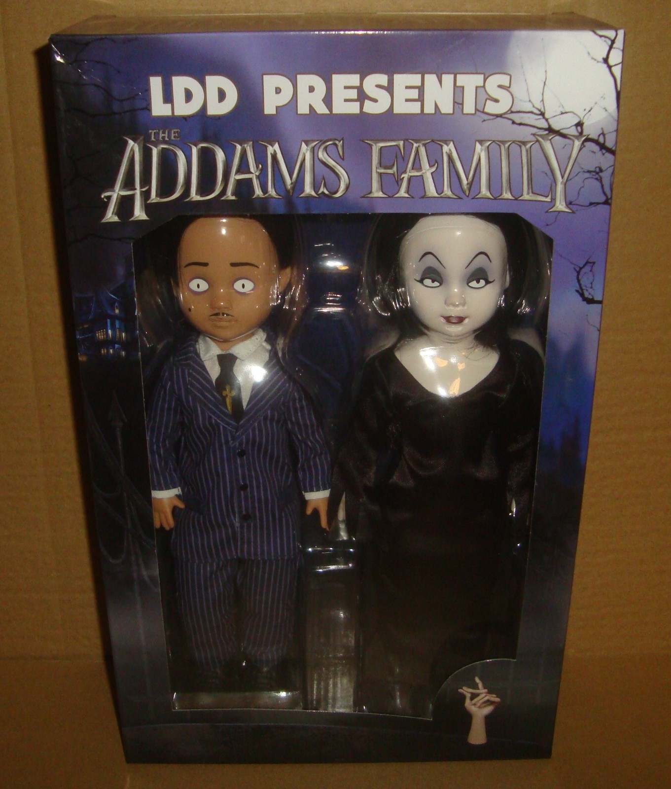 LDD LIVING DEAD DOLLS THE ADDAMS FAMILY GOMEZ & MORTICIA MEZCO TOYZ 2021