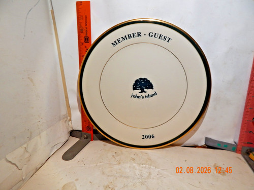 Pickard China 11" plate - Made for john's island Resort, Vero Beach, Florida