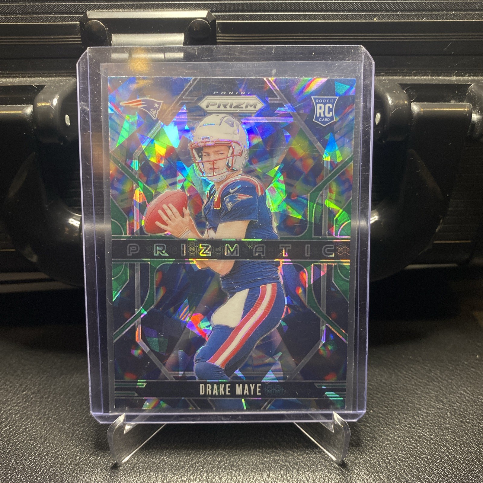 2024 Panini Prizm DRAKE MAYE Prizmatic Green Cracked Ice Retail SP Patriots #2