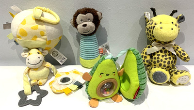 Mothercare Giraffe, Quietschender Affe, Skip Hop Avacado weiche Plüschtiere Konvolut