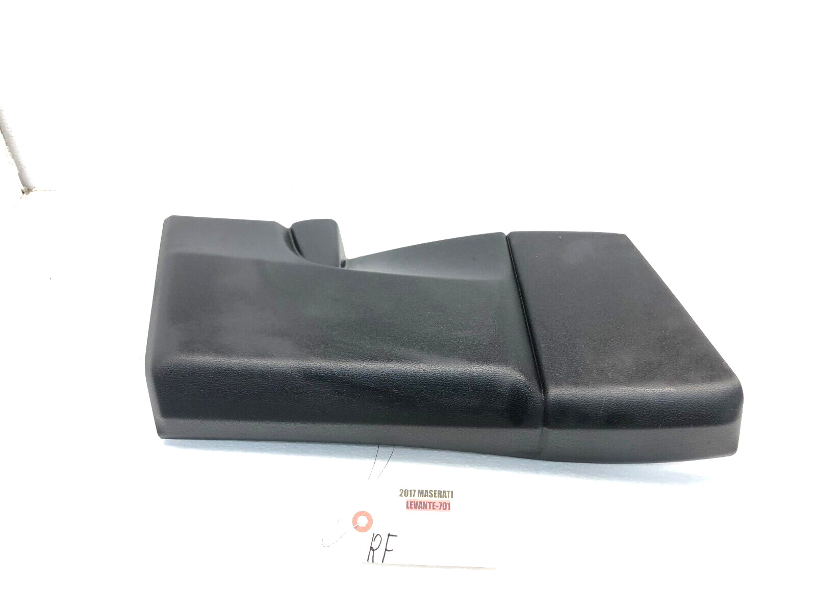 2017-2020 MASERATI LEVANTE RIGHT PASSENGER SIDE CENTER B PILLAR TRIM COVER OEM