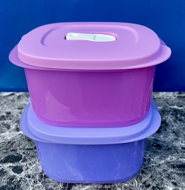 Tupperware Crystalwave Set of 2 Rectangles w/ Vent Tabs Different