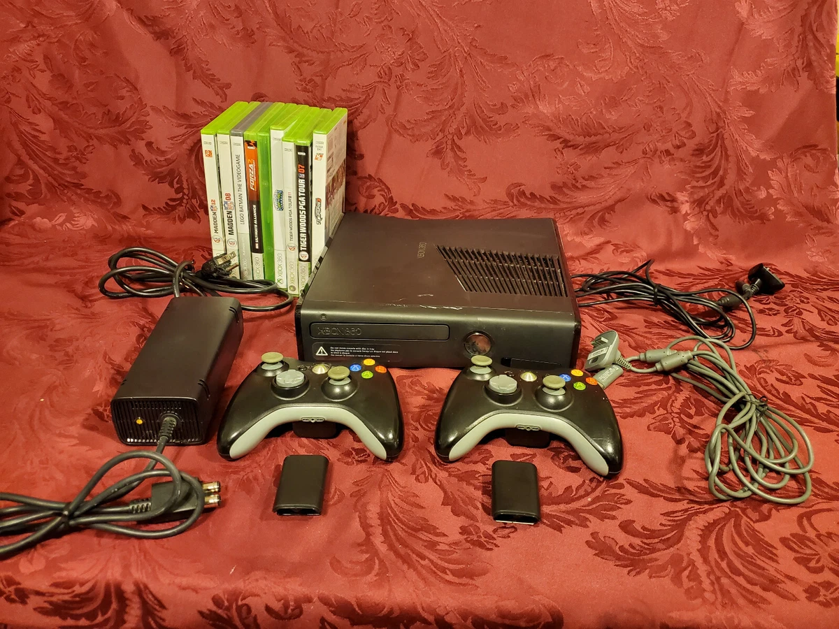 Console 360 Slim 250gb + 3 Jogos Standard Cor Matte Black - Xbox