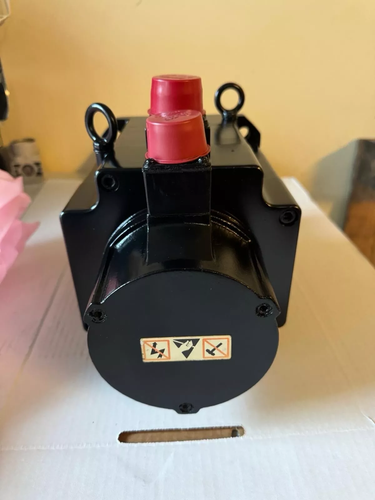 1pcs new SANYO DENKI Motor P10B10075HBS20 one year Warranty via DHL or FedEx - Picture 2 of 7