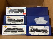 Lot of 6 HO Athearn Genesis Empty Boxes including foam and manuals