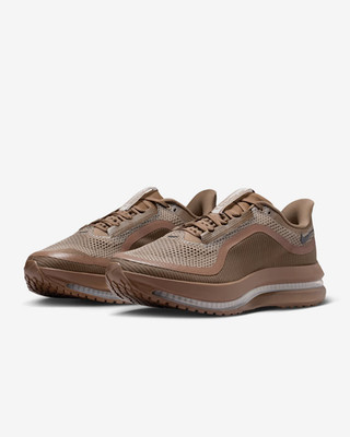 IQ5691-200 Nike Pegasus Premium Caldera Brown (Herren)