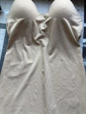 Flexees Maidenform Shapewear 36c Nude Beige Strapless 