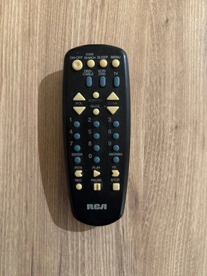 RCA Universal Remote Control RCU403 Uses 2 AAA Batteries Not Included