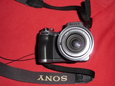 Sony Cyber-shot DSC-H1 12x opt. zoom SteadyShot, 5.1MP CCD vintage Digitalcamera