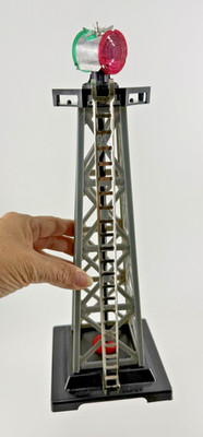 Vintage K-Line K132 Model Revolving Beacon Tower O & 27 Gauge Compatibility