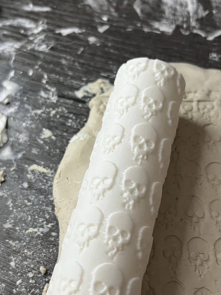Rodillo de estampado con patrón de calavera con impresión 3D Foto 3 de 4