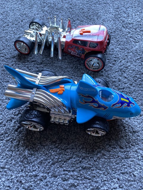 step2 hot wheels extreme thrill coaster ride on