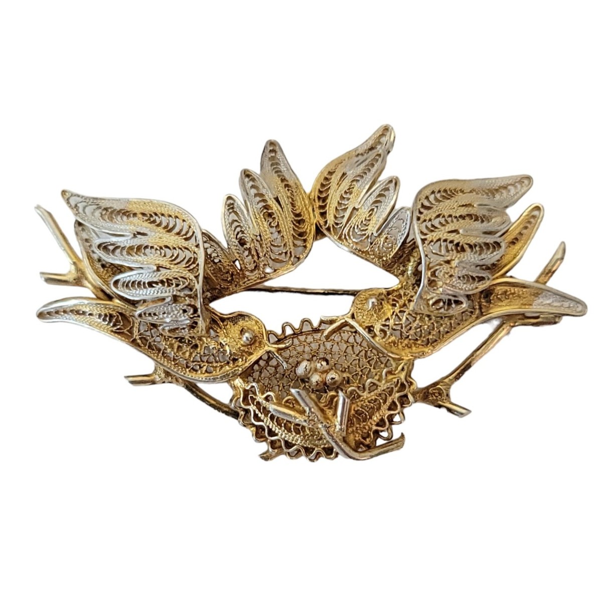 Vintage 800 Silver Filigree Spun Pair Of Birds In Nest of Eggs