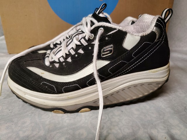 skechers shape ups 2.0