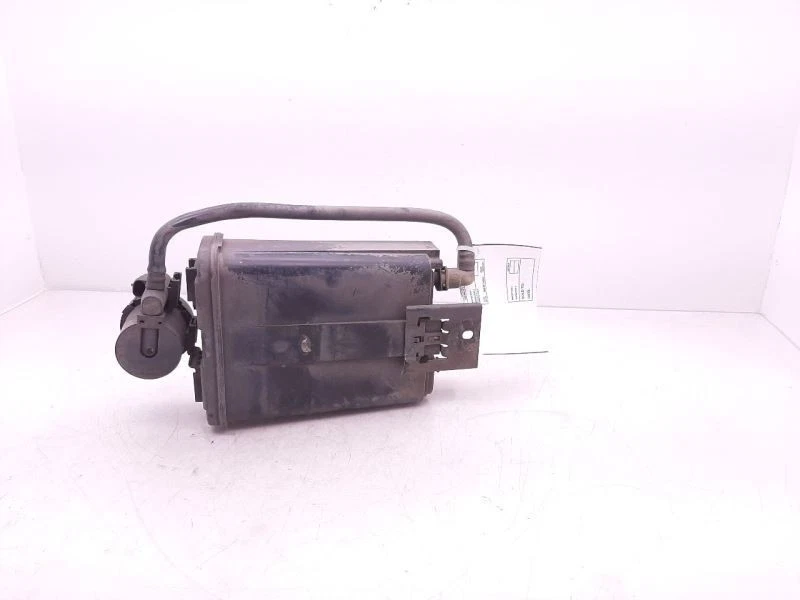 Bote de vapor de combustible GMC Canyon 2004 3,5 L 61197SG Foto 2 de 4