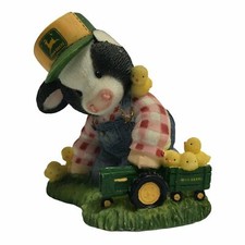 NIB Mary's Moo Moo "Here A Chick,There A Chick, Everywhere a Chick Figurine 1999