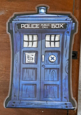 Doctor Who- 4 Pk. Ceramic Muglet Set inside Tardis- NEW
