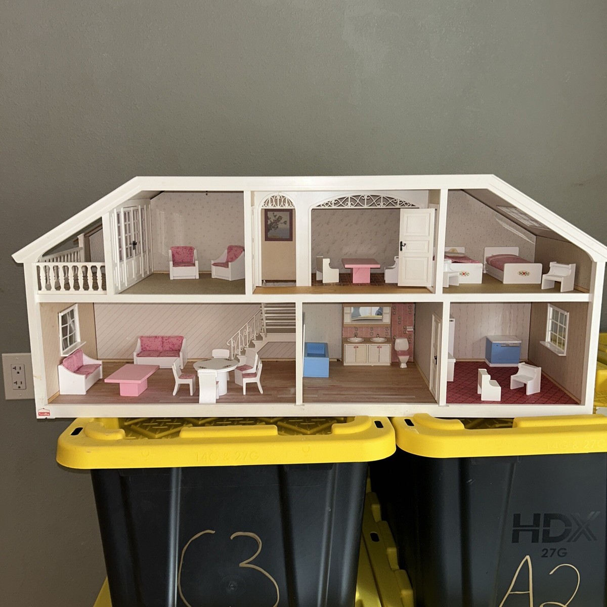 Vintage Lundby Stockholm Dollhouse With Lots Of Furniture - Main Image