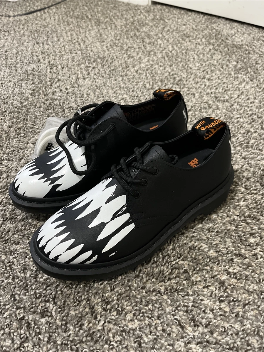 Dr martens on sale x pleasures