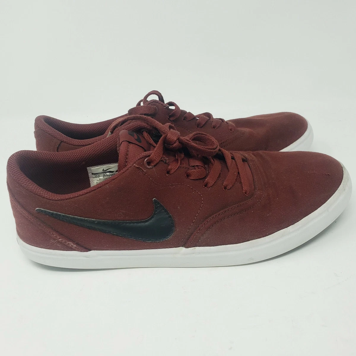 Check store solarsoft nike