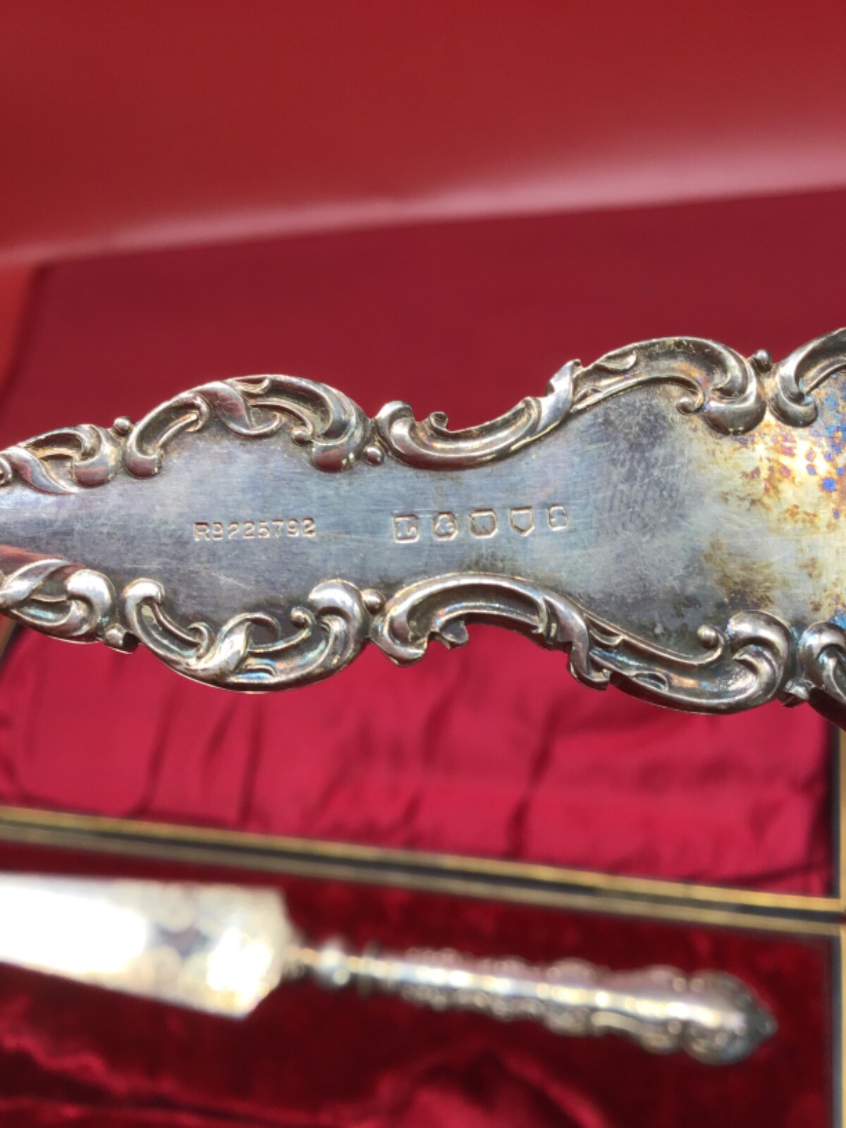 Vintage Silver serving pieces in box L&W England Rd. 225792 set velvet