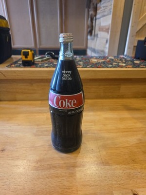 Rare Vintage Coca-Cola/Coke 32oz (1 qt) Glass Bottle w/Red Label 1970's Unopened