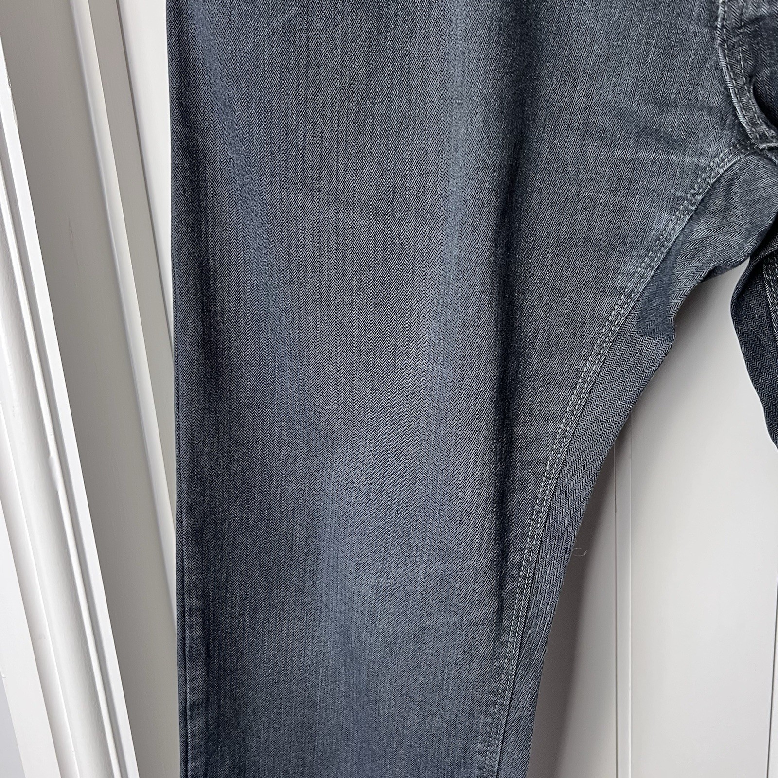 Hugo Boss Jeans Men's W34 L32 Black Grey Maine Regular Fit Straight Cotton Blend thumbnail 4