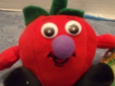 VEGGIE FRIEND SEEDIES RED RIPE ROUND TOMATOES VEGGIE PLUSH BEANIE FRUIT TAGS