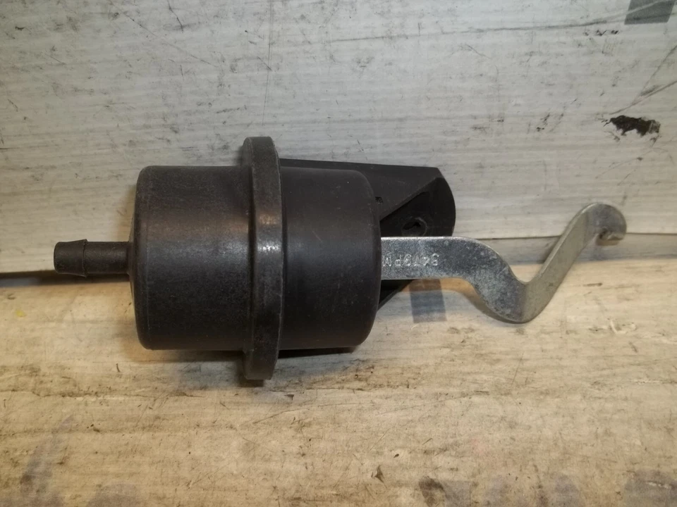 1997-1999 CADILLAC DEVILLE EMERGENCY BRAKE VACUUM RELEASE VALVE 5479PM - Image 2 of 4