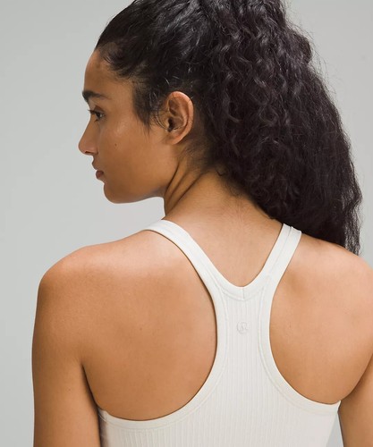 lululemon Ebb to Street Tanktop Light Support, B/C Cup. Wählen Sie Ihre Farbe. Neu mit Etikett - Bild 68 von 133