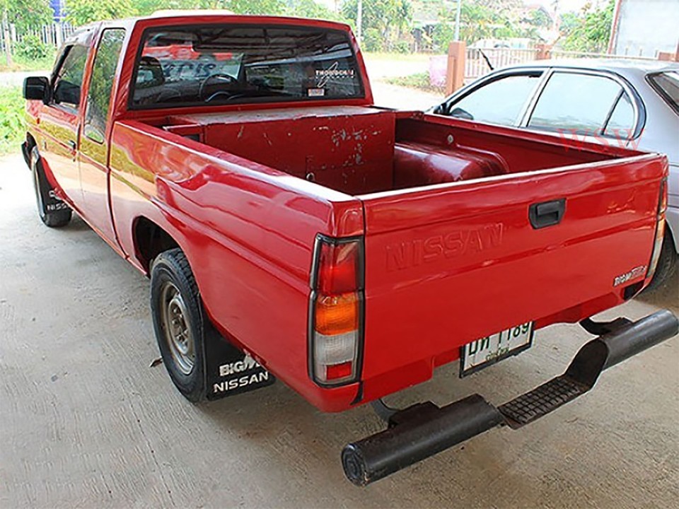 【Switch】9 -nine- Top Hood Cowl Grill – Fits Nissan Pathfinder D21 Hardbody Pickup