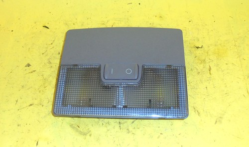 AUDI A6 / C5 Innenleseleuchte vorne 4B0947105 Innenraumleuchte Original grau