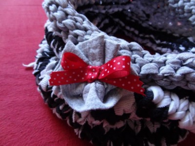 loop moderner Schal schwarz grau upcycling handgestrickt Handarbeit Unikat NEU 