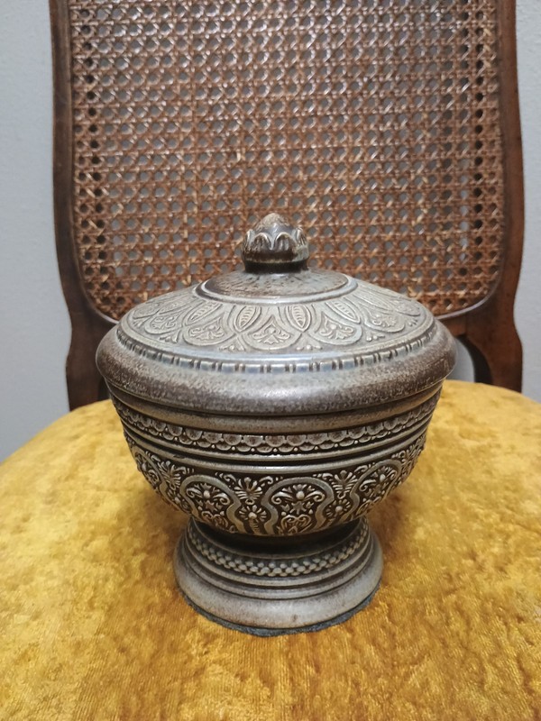 Asian Pedestal Bowl Wig Lid Hand Carved Stone Heavy Vintage