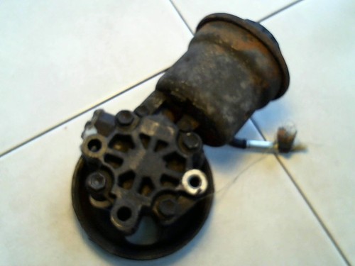 Lenkgetriebepumpe Toyota Yaris 1.0 P1 / P2 12 Monate Garantie Sofortversand