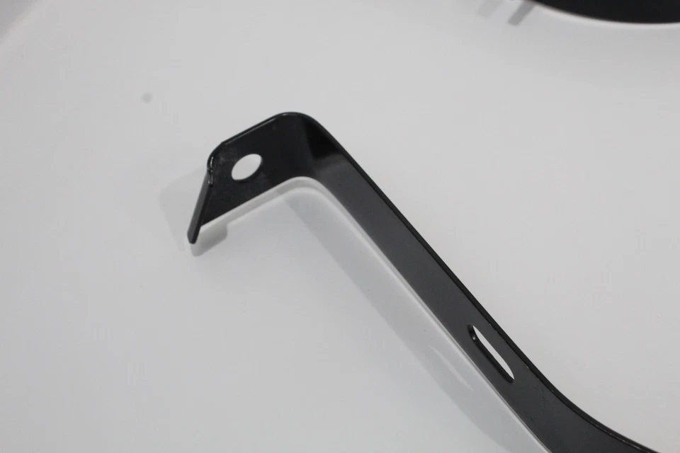 Audi A6 Allroad 4F C6 Quattro Pair Fuel Tank Retaining Straps New Genuine - Image 3 of 4